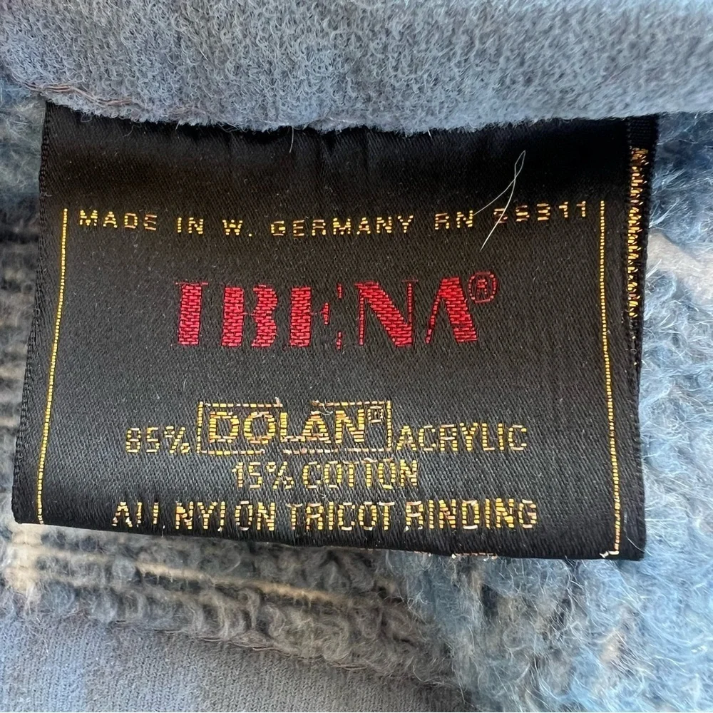 VTG IBENA Blue Country Goose Reversible Throw Blanket Soft Fluffy 54x74 FLAWS